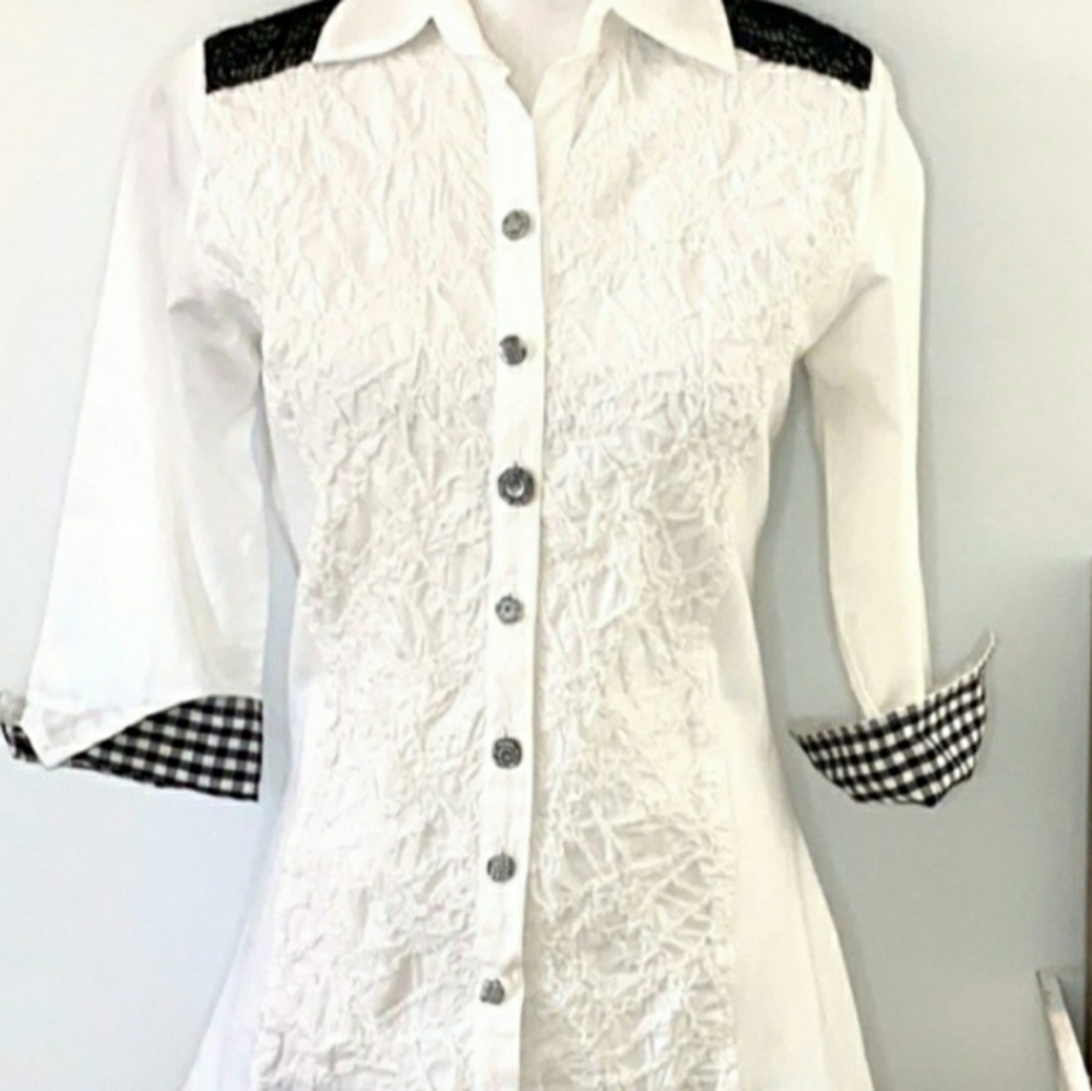 Parsley & Sage Ruffle Button Down Top Sz. S